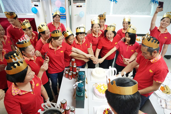 咀香園首次生日會(huì )成功舉辦